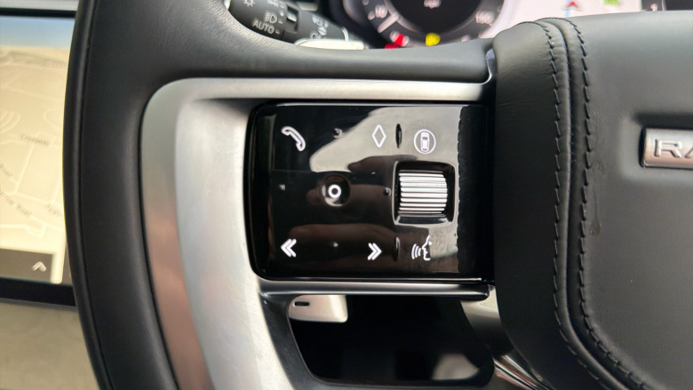 Land Rover Range Rover 4.4 P615 V8 SV 4dr Auto Petrol Estate